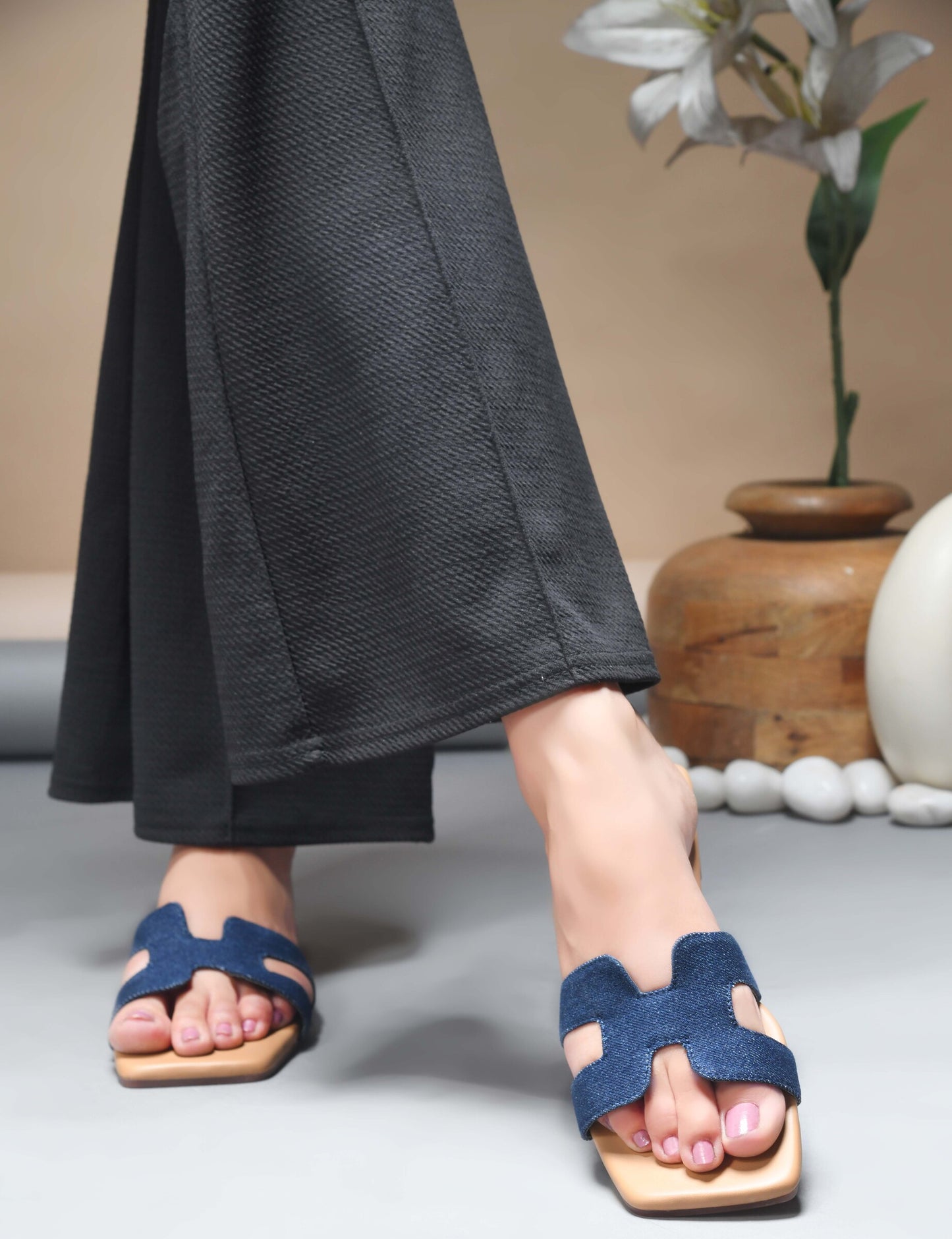 MiraMist Fashionable Flat Slides for Women & Girls – Best for Casual Outfits, Summer & Travel
